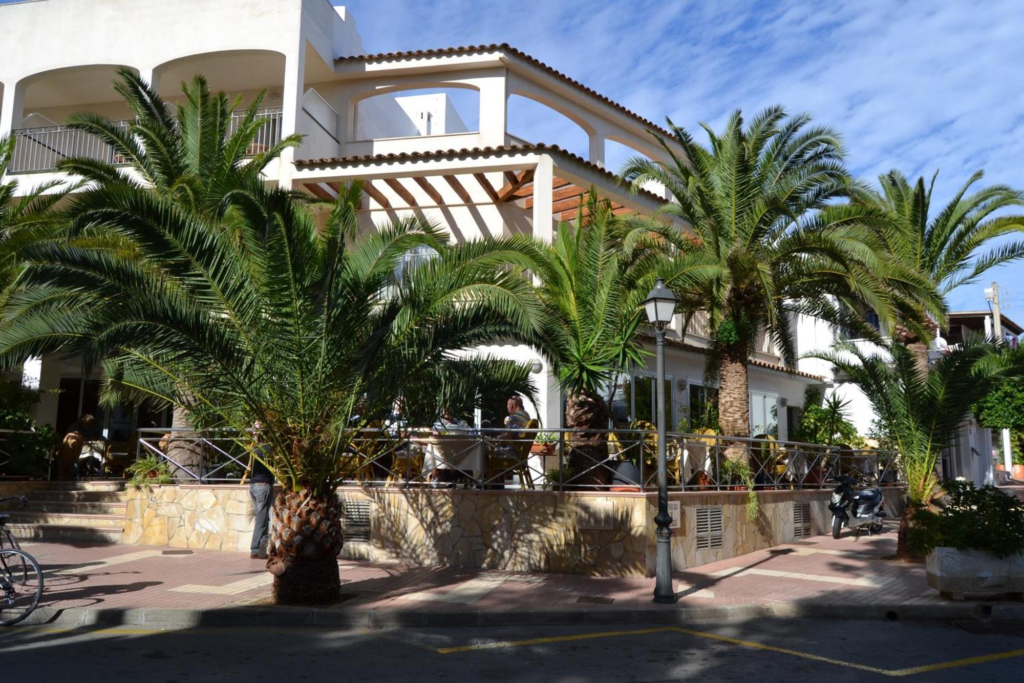 Hostal Leo D'Or Cala D´Or エクステリア 写真